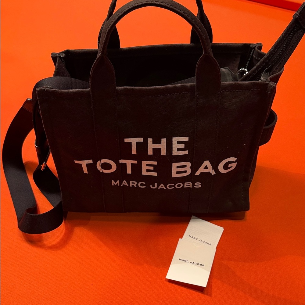 Marc Jacobs Black Messenger Bag